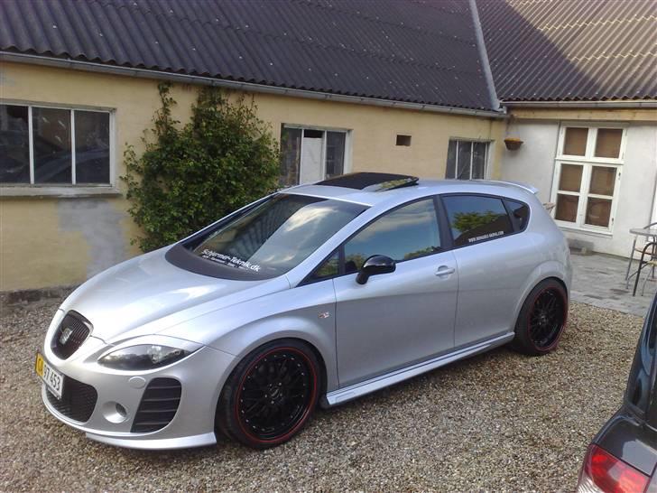 VW Passat 1,9 Tdi solgt - min nye seat leon TDI FR billede 2