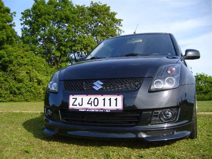 Suzuki Swift GLS - Til salg - Sorte Angeleys og tågelygter billede 9