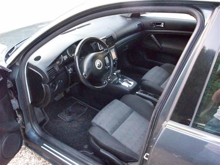 VW Passat 1,9 Tdi solgt billede 8