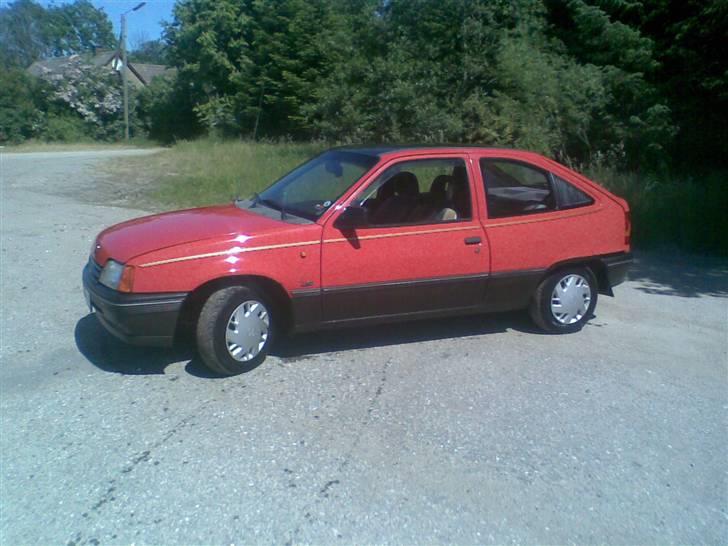 Opel Kadett E billede 1