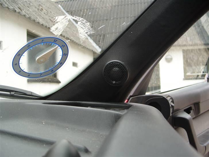 BMW 520 i 24v - Diskant i a stolpe billede 15