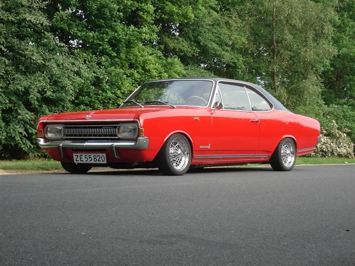 Opel Commodore A Coupé billede 1