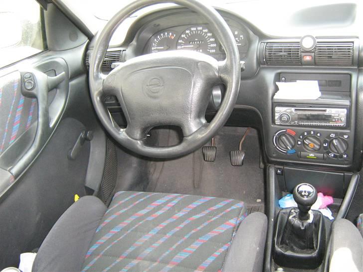 Opel Astra F (solgt) billede 4