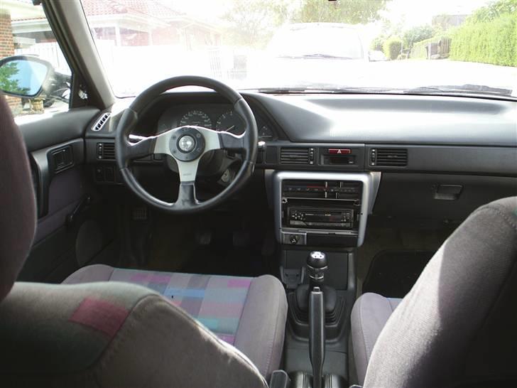 Mazda 323 BG SOLGT billede 4