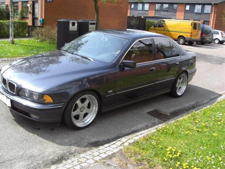 BMW 528i Solgt billede 1