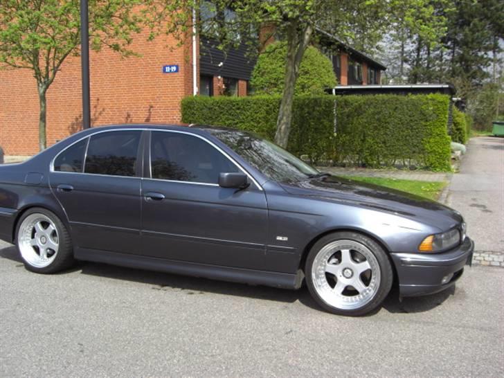 BMW 528i Solgt billede 4