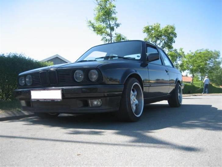BMW                                   E30 318is billede 16