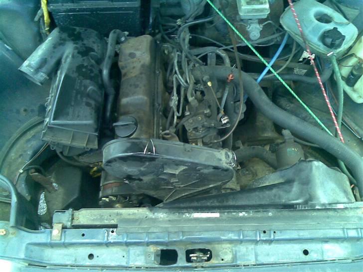 VW Passat "Æsken" SOLGT billede 5