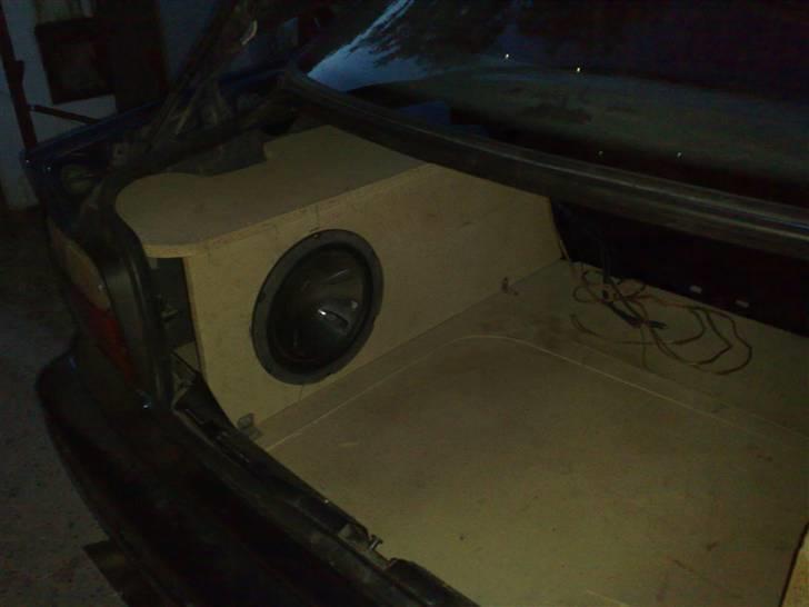 BMW 325 solgt billede 9