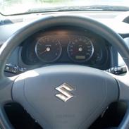 Suzuki Liana 1,6 GLX (SOLGT)