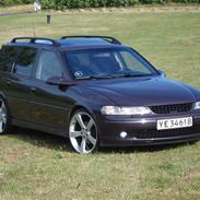 Opel vectra b 3,2 V6