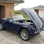 Triumph TR4