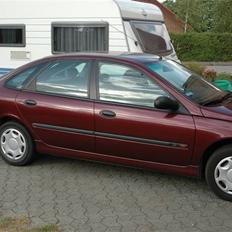 Renault Laguna RN (Solgt)