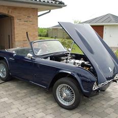 Triumph TR4