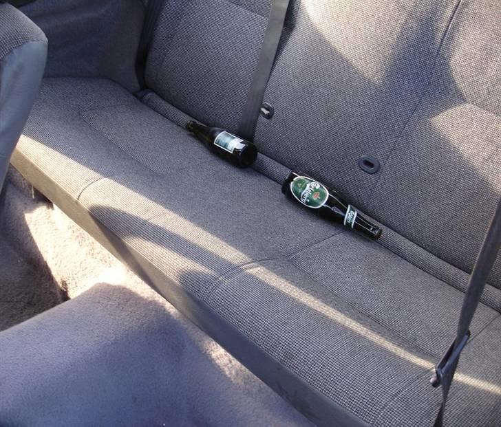 Ford Sierra 1.6 (Solgt) - bagsæde billede 7