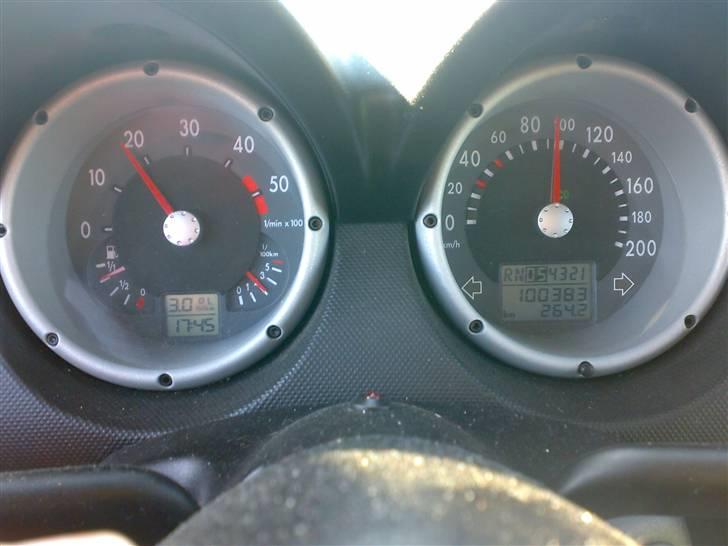 VW Lupo TDi 3L - Ca en 80/90 km/t og 2L forbrug, det er noget der dur :D billede 5