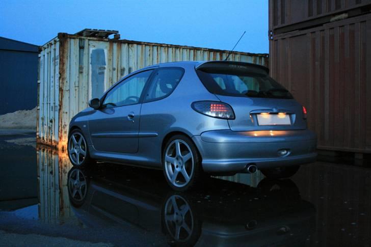 Peugeot 206 S16 "GTR" - GTR kit, Supersprint, mørke diodelygter og klar tågelygter + bremselygte billede 14