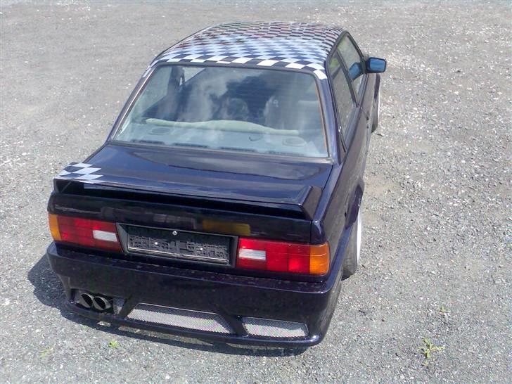 BMW 320i Coupe (SOLGT) billede 5