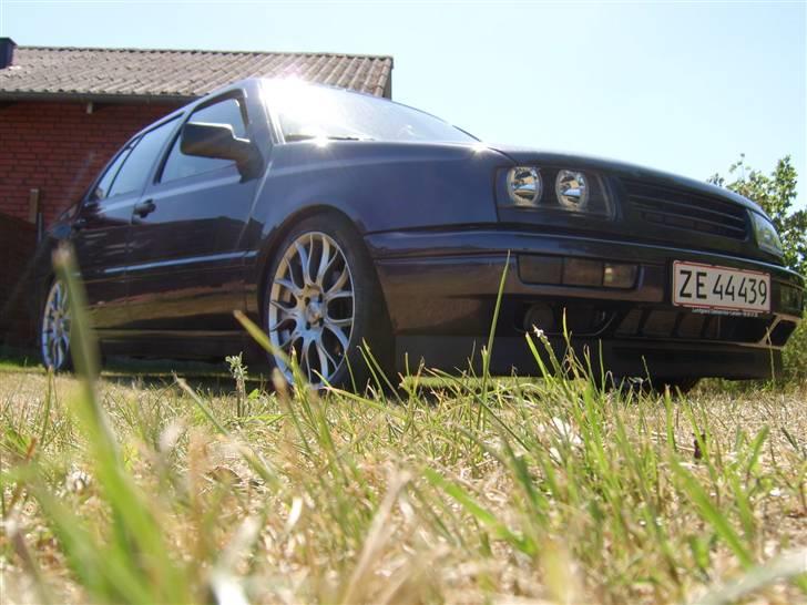 VW vento 1.8 clx SOLGT billede 13