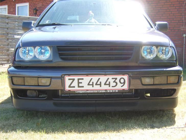 VW vento 1.8 clx SOLGT billede 14