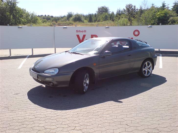 Mazda MX-3 1.6 16v {SOLGT} - 09-06-08 Dejlig nyvasket :-) billede 2