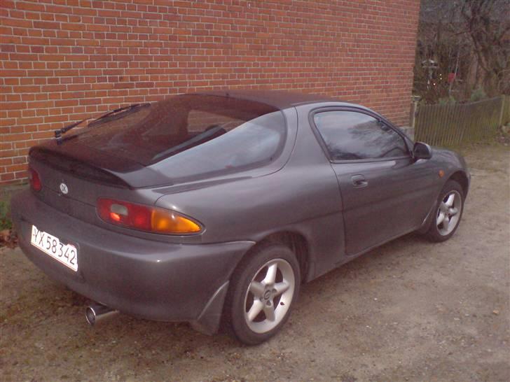 Mazda MX-3 1.6 16v {SOLGT} - Som den så ud da jeg fik den. billede 12