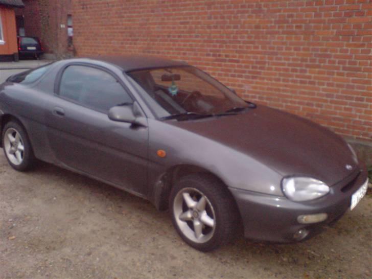 Mazda MX-3 1.6 16v {SOLGT} - Som den så ud da jeg fik den. billede 13