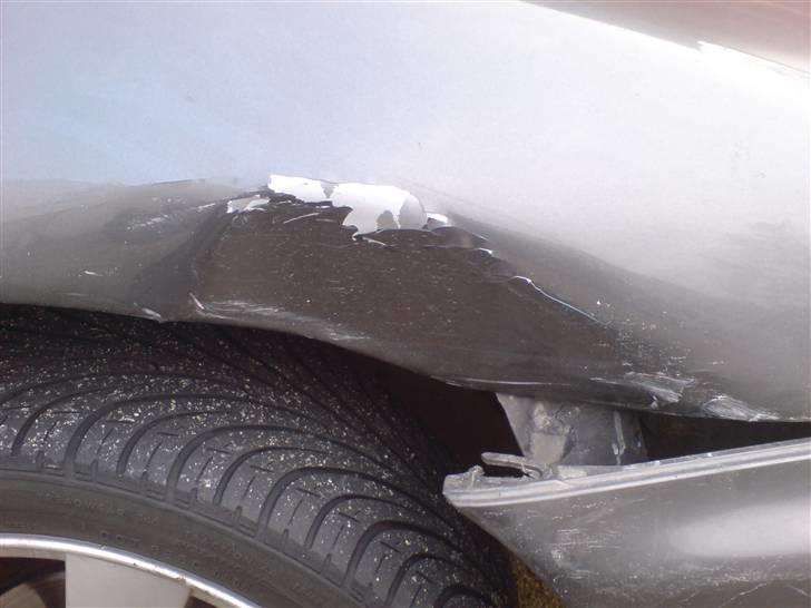 Mazda MX-3 1.6 16v {SOLGT} - En der bakkede ind i mig... ER blevet lavet :-) billede 15