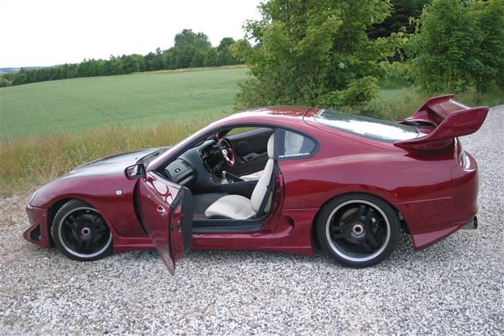 Toyota supra IV - Med de gamle fælge på samt spoile. Og inden kulfiberhjelmen blev lakeret.. billede 5