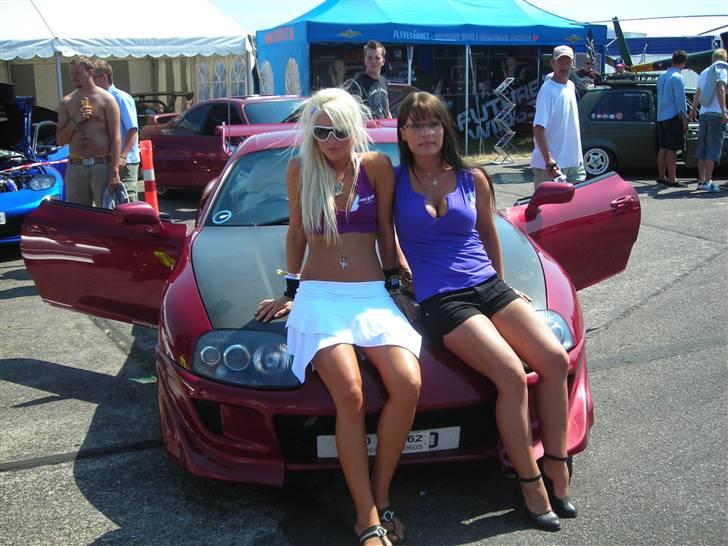 Toyota supra IV - Med de gamle fælge på samt spoile. Og inden kulfiberhjelmen blev lakeret.. billede 8