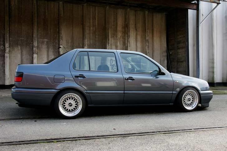 VW vento glx totalskadet billede 12