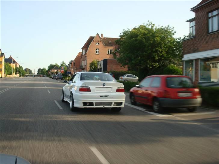 BMW 325i coupe turbo SOLGT billede 7