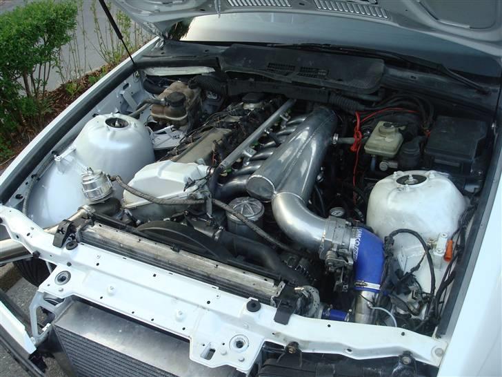 BMW 325i coupe turbo SOLGT billede 12