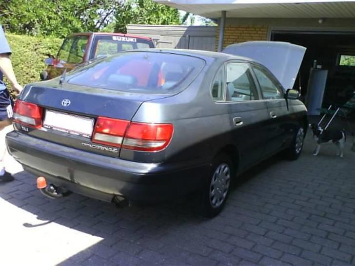 Toyota Carina E *Solgt* - Hurtig gennemgang af fejl og mangler. billede 3