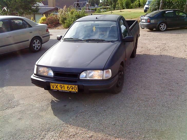 Ford Sierra P100 billede 1