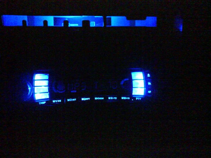 Mazda 323F billede 10