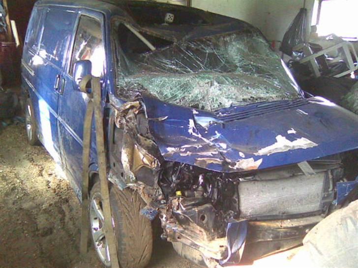 VW Transporter "SOLGT, DØD " billede 7