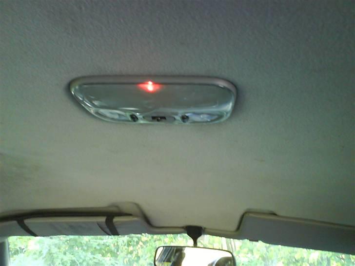 Mazda 626 combi coupe - eller måske rød.. jeg tager dem alle billede 7