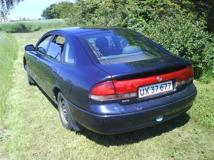 Mazda 626 combi coupe - jeg må indrømme.. jeg er vild med den baglygte billede 9