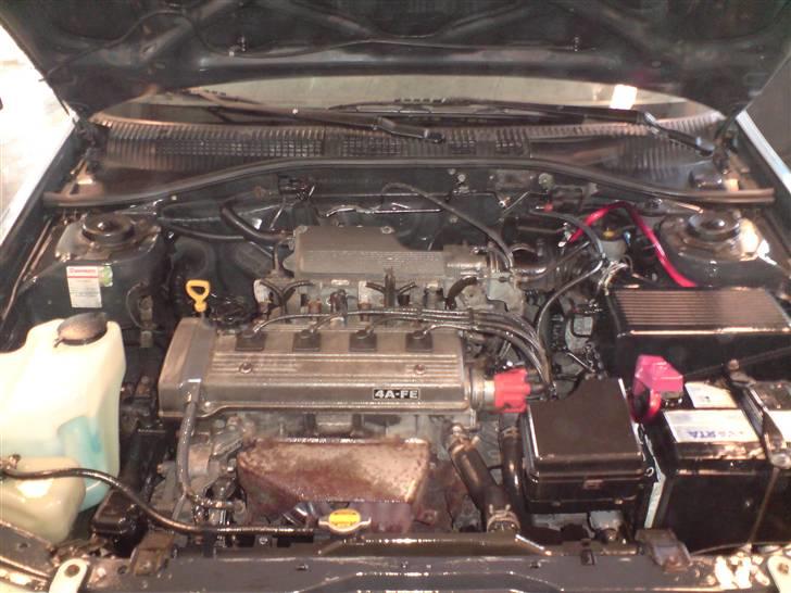 Toyota Carina E 1,6 XLi SOLGT billede 6