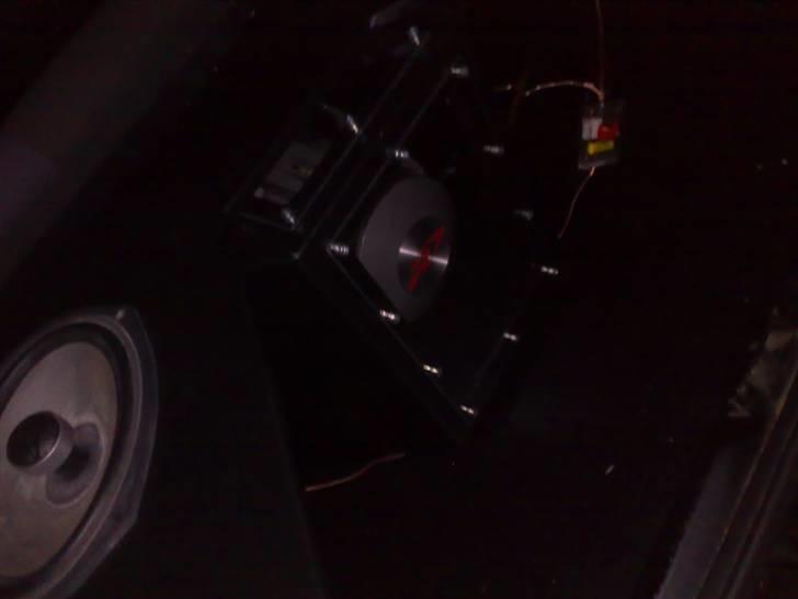 Peugeot 106 Rallye ( Solgt ) - Lidt uklart billede. Sådan så det ud før, med bassen omvendt. billede 6