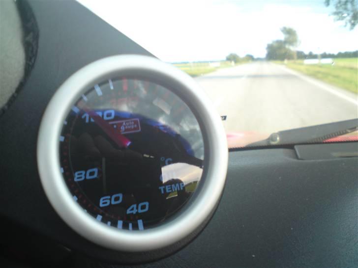 Opel Astra f GSI 16v  solgt - olie temp under normal kørsel i varm vejer :D billede 8