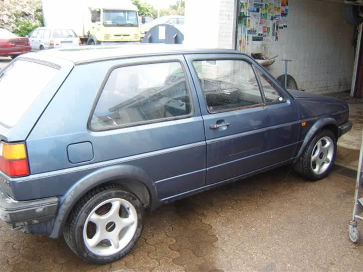 VW Golf II 1,3  55Hk :-) - Efter første vask. GAMMELT billede 1