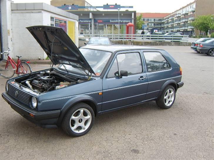 VW Golf II 1,3  55Hk :-) - Efter første vask.. GAMMELT billede 2