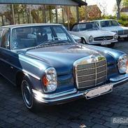 Mercedes Benz 280SE