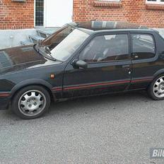 Peugeot 1,9 GTI