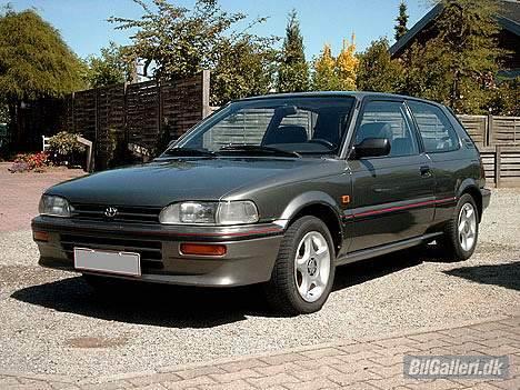 Toyota Corolla 1.3 XLi s-series billede 2