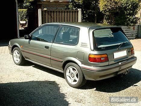 Toyota Corolla 1.3 XLi s-series billede 3