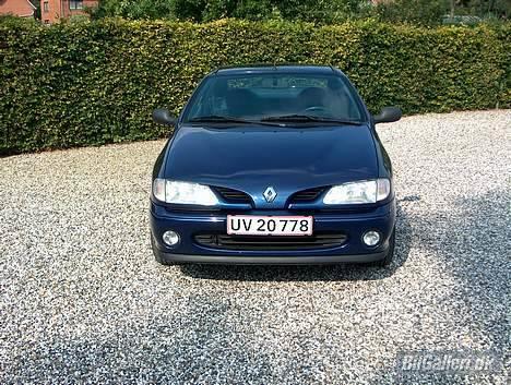 Renault Megane coupe SOLGT billede 2