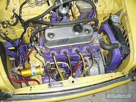 Austin-Morris 1100 special solgt - Tjek generatoren og strømkablerne. masser af power! billede 2